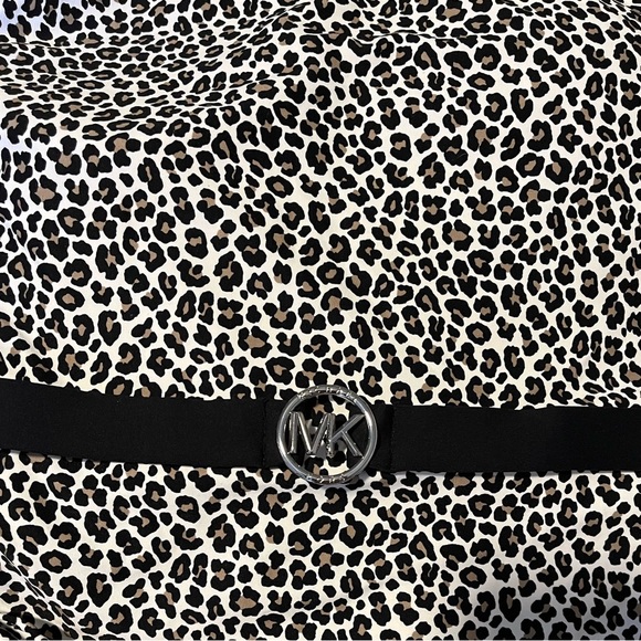 NWT🔥🐆Leopard One-Piece Swimsuit - Picture 5 of 7